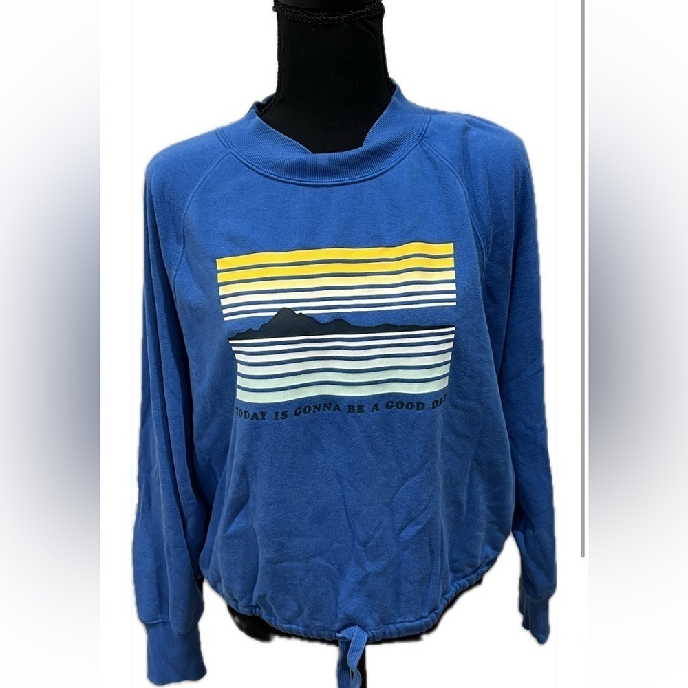 Blue old navy sweater